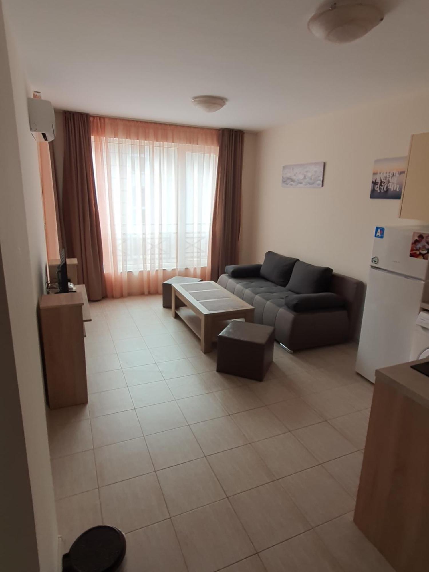 Таня 10 Apartment Pomorie Exterior photo